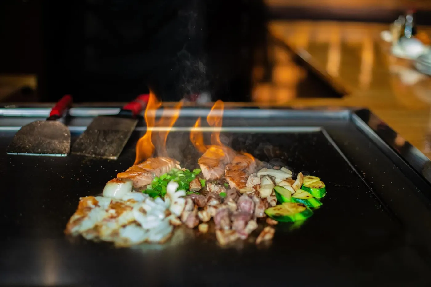 Chicken and shrimp cooking Chicken and shrimp cooking – hibachi at home party photo
